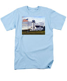 Chatham Lighthouse Cape Cod Massachusetts - Men's T-Shirt  (Regular Fit)