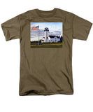 Chatham Lighthouse Cape Cod Massachusetts - Men's T-Shirt  (Regular Fit)