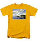 Cliffwalk Newport Rhode Island - Men's T-Shirt  (Regular Fit)