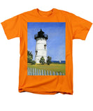 East Chop Lighthouse Martha's Vineyard Massachusetts - Men's T-Shirt  (Regular Fit)