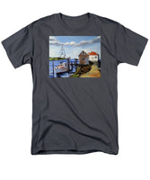 Fishing Dock Martha's Vineyard Massachusetts - Men's T-Shirt  (Regular Fit)