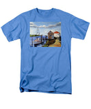 Fishing Dock Martha's Vineyard Massachusetts - Men's T-Shirt  (Regular Fit)
