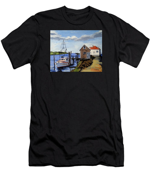 Fishing Dock Martha's Vineyard Massachusetts - T-Shirt
