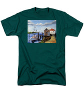Fishing Dock Martha's Vineyard Massachusetts - Men's T-Shirt  (Regular Fit)