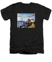 Fishing Dock Martha's Vineyard Massachusetts - Men's V-Neck T-Shirt