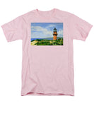 Gay Head Lighthouse Martha's Vineyard Massachusetts - Men's T-Shirt  (Regular Fit)