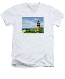 Gay Head Lighthouse Martha's Vineyard Massachusetts - Men's V-Neck T-Shirt