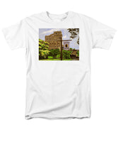 Gillette Castle East Haddam Connecticut - Men's T-Shirt  (Regular Fit)