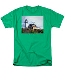 Highland Light North Truro Cape Cod Massuchusetts - Men's T-Shirt  (Regular Fit)