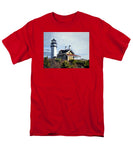 Highland Light North Truro Cape Cod Massuchusetts - Men's T-Shirt  (Regular Fit)