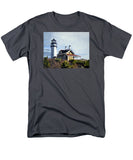 Highland Light North Truro Cape Cod Massuchusetts - Men's T-Shirt  (Regular Fit)