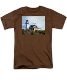 Highland Light North Truro Cape Cod Massuchusetts - Men's T-Shirt  (Regular Fit)
