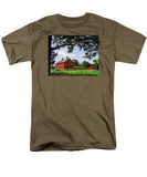 Nathan Hale Homestead Coventry Connecticut - Men's T-Shirt  (Regular Fit)