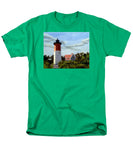 Nauset Lighthouse Cape Cod Massachusetts - Men's T-Shirt  (Regular Fit)