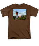 Nauset Lighthouse Cape Cod Massachusetts - Men's T-Shirt  (Regular Fit)