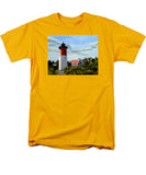Nauset Lighthouse Cape Cod Massachusetts - Men's T-Shirt  (Regular Fit)