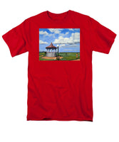 Ocean Park Gazebo Oaks Bluffs Martha's Vineyard Massachusetts - Men's T-Shirt  (Regular Fit)