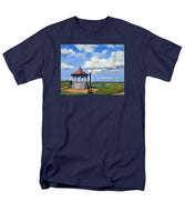 Ocean Park Gazebo Oaks Bluffs Martha's Vineyard Massachusetts - Men's T-Shirt  (Regular Fit)