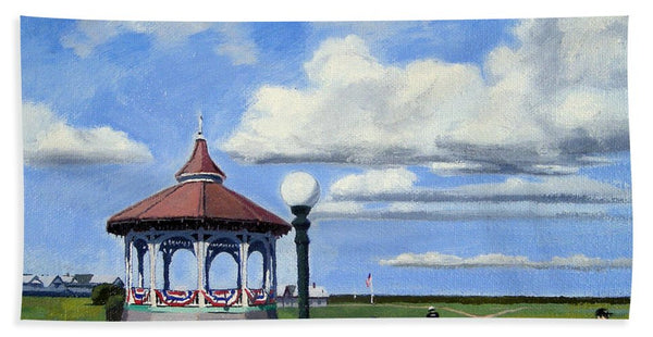 Ocean Park Gazebo Oaks Bluffs Martha's Vineyard Massachusetts - Beach Towel