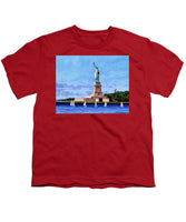 Statue of Liberty on Liberty Island in New York Harbor in New York City - Youth T-Shirt