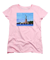 Statue of Liberty on Liberty Island in New York Harbor in New York City - Women's T-Shirt (Standard Fit)