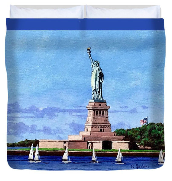 Statue of Liberty on Liberty Island in New York Harbor in New York City - Duvet Cover