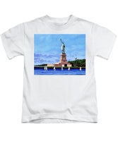 Statue of Liberty on Liberty Island in New York Harbor in New York City - Kids T-Shirt