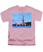 Statue of Liberty on Liberty Island in New York Harbor in New York City - Kids T-Shirt