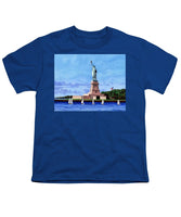 Statue of Liberty on Liberty Island in New York Harbor in New York City - Youth T-Shirt