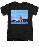 Statue of Liberty on Liberty Island in New York Harbor in New York City - Men's V-Neck T-Shirt