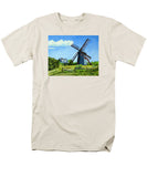 The Old Mill Cape Cod Massachusetts - Men's T-Shirt  (Regular Fit)