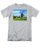 The Old Mill Cape Cod Massachusetts - Men's T-Shirt  (Regular Fit)