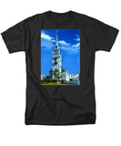 Trinity Church Newport Rhode Island - Men's T-Shirt  (Regular Fit)