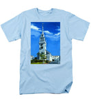Trinity Church Newport Rhode Island - Men's T-Shirt  (Regular Fit)