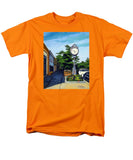 Main Street Wellesley Massachusetts - Men's T-Shirt  (Regular Fit)