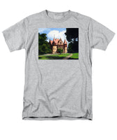 Town Hall Wellesley Massachusetts  - Men's T-Shirt  (Regular Fit)