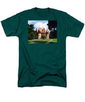 Town Hall Wellesley Massachusetts  - Men's T-Shirt  (Regular Fit)