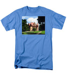 Town Hall Wellesley Massachusetts  - Men's T-Shirt  (Regular Fit)
