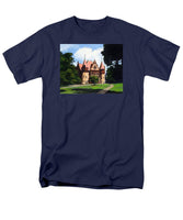 Town Hall Wellesley Massachusetts  - Men's T-Shirt  (Regular Fit)
