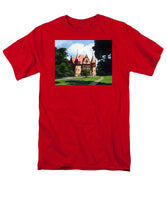 Town Hall Wellesley Massachusetts  - Men's T-Shirt  (Regular Fit)