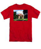 Town Hall Wellesley Massachusetts  - Men's T-Shirt  (Regular Fit)