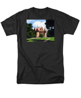 Town Hall Wellesley Massachusetts  - Men's T-Shirt  (Regular Fit)