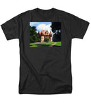 Town Hall Wellesley Massachusetts  - Men's T-Shirt  (Regular Fit)