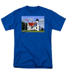 West Chop Lighthouse Martha's Vineyard Massachusetts - Men's T-Shirt  (Regular Fit)