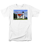 West Chop Lighthouse Martha's Vineyard Massachusetts - Men's T-Shirt  (Regular Fit)