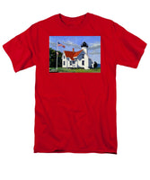 West Chop Lighthouse Martha's Vineyard Massachusetts - Men's T-Shirt  (Regular Fit)